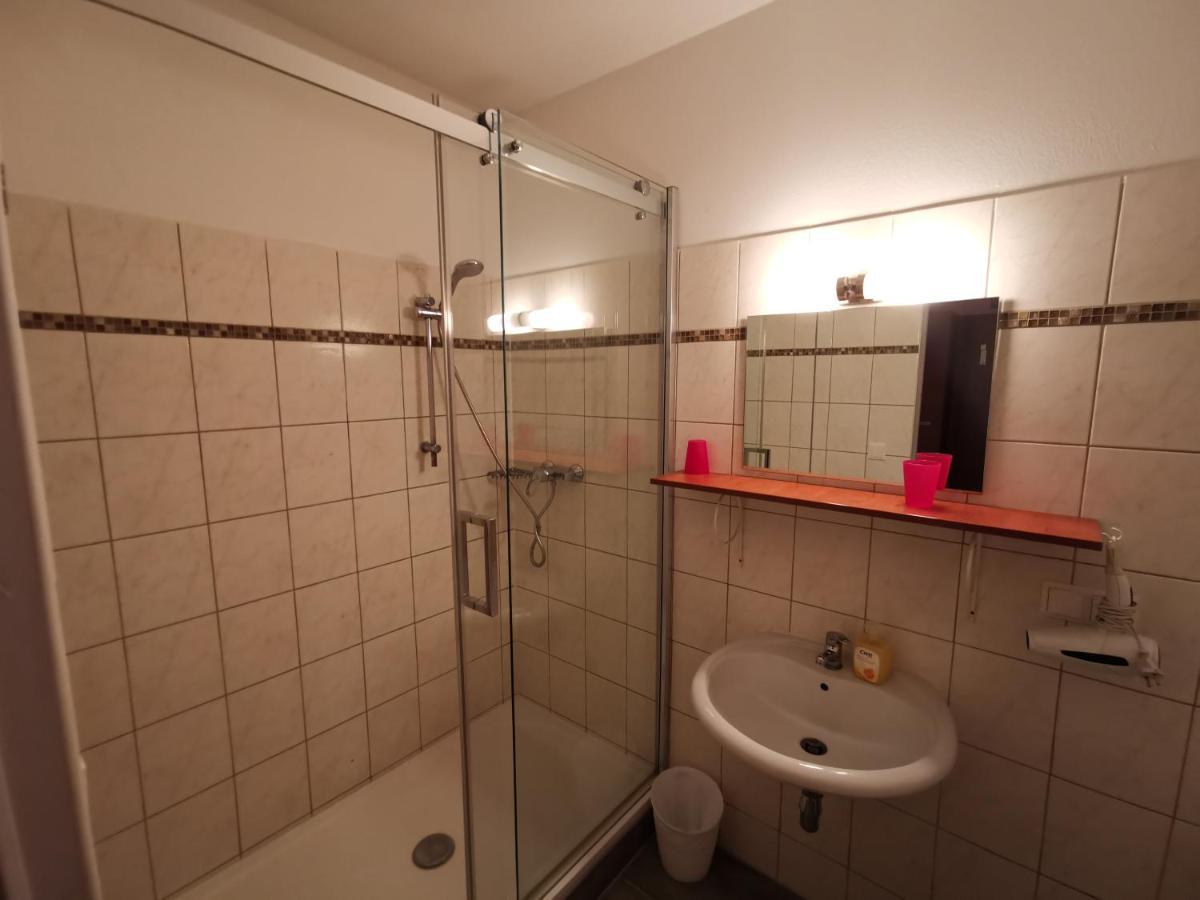Hotel Khail Maria Lanzendorf Ngoại thất bức ảnh